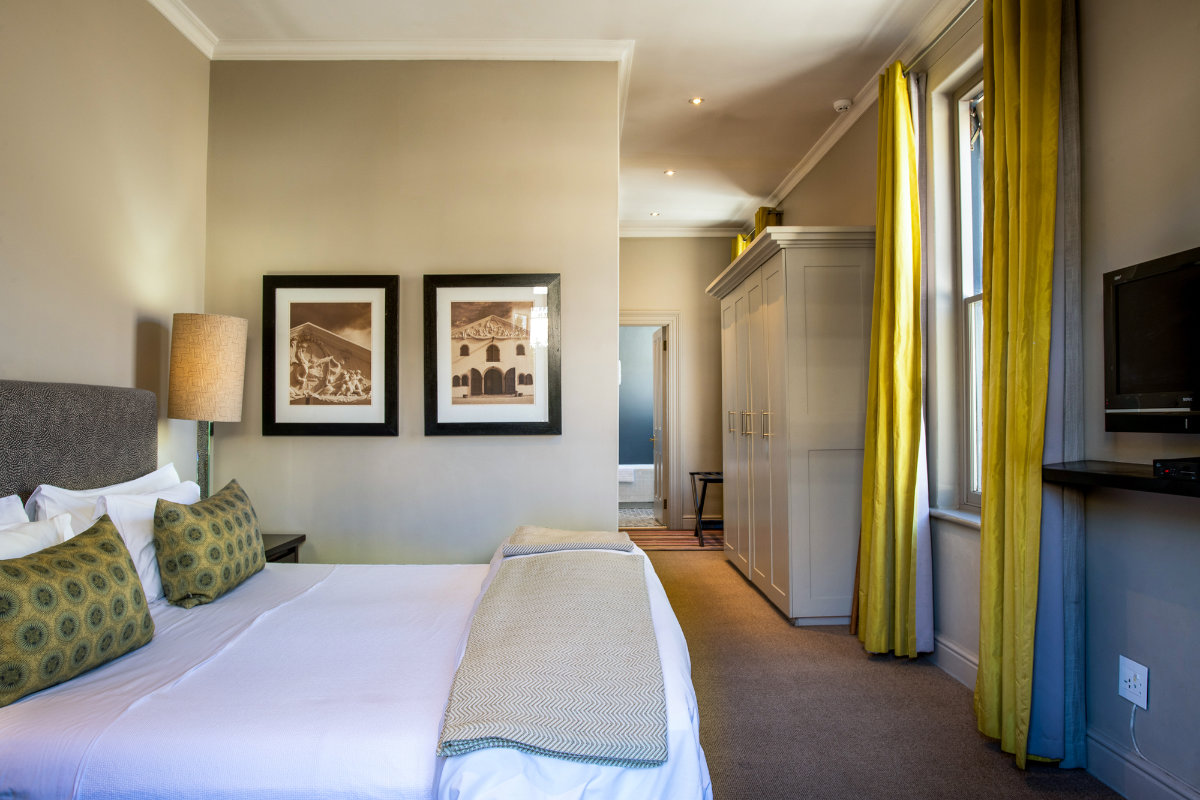 Superior Family Rooms